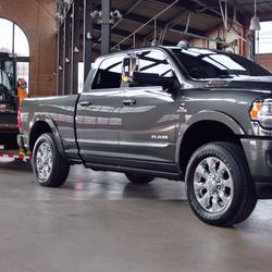 🛻 5th Wheel & Travel Trailer Transport – Reliable & Affordable