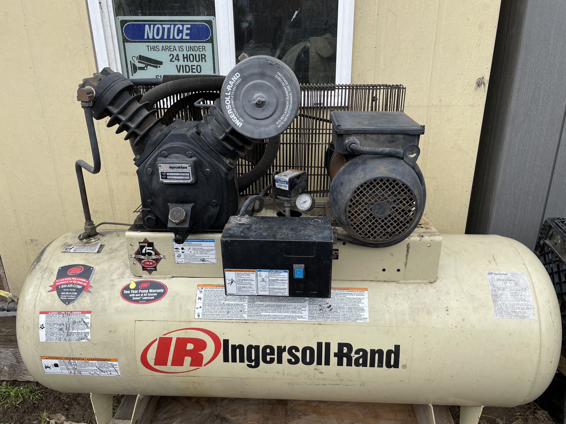 Ingersoll Rand Air Compressor