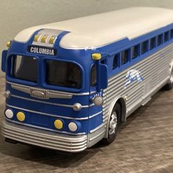 Greyhound Scale Bus