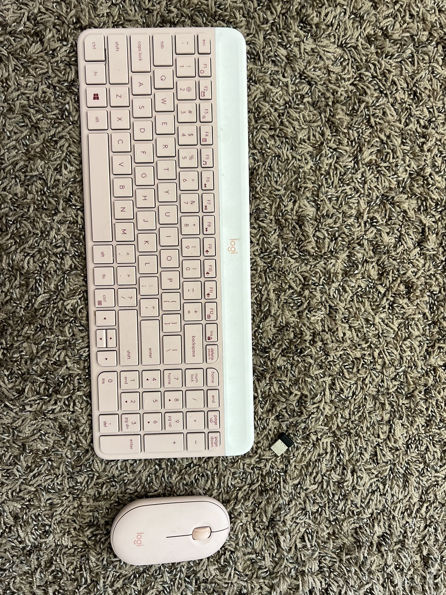 Logitech MK470 Slim Wireless Keyboard and Mouse Combo - Modern Compact Layout, Ultra Quiet, 2.4 GHz