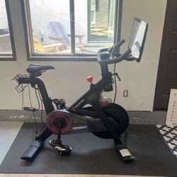 Peloton PL01 Indoor Stationary Exercise Bike - Black