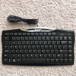 Compact Keyboard With Usb Hookup Almost Like New