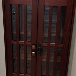 Vitrina Chica En Excelentes Condiciones 