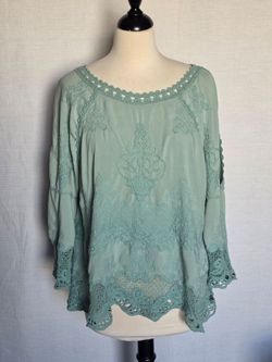 Democracy Women's Boho Sage Green Crocheted 3/4  Blouse Bell Sleeves ~ Size XL