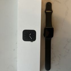 Apple Watch Series 5