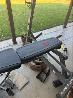 Weight bench