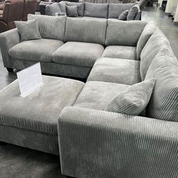 NEW SECTIONAL SOFA