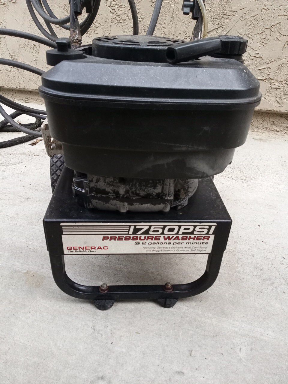 Scold generic 1750 psi pressure washer needs a nozzle comes with hose used runs great works great