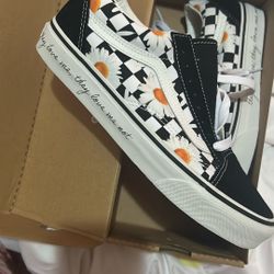 Daisy Checkered VANS 