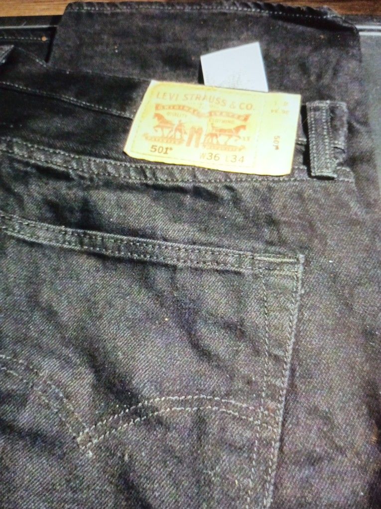 LEVI STRAUSS &. CO BLACK DENIM 501 JEANS. W36. L34