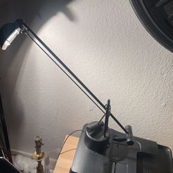 Desk R Table Lamp