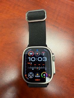 Apple Watch Ultra 2  GPS + Cellular 49mm Natural Titanium