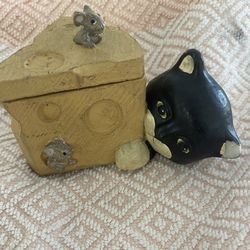1996. Vintage Cat, Mouse, & Cheese Trinket  Box