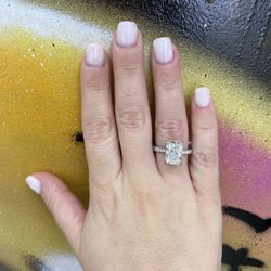 14k LAB DIAMOND RING 
