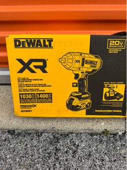 DEWALT 20V MAX Lithium-Ion Cordless 1/2 in. Impact Wrench Kit 300 EACH$$