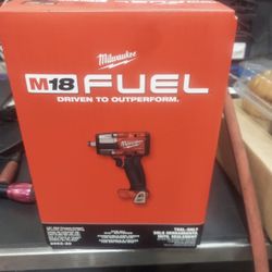 Milwaukee M18 Mid Torque Impact 