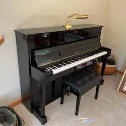 Kawai Upright Piano | Silent System | Mint Condition
