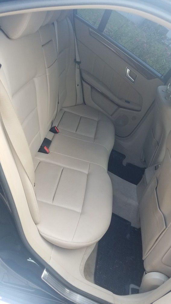 2012 Mercedes-Benz E-Class