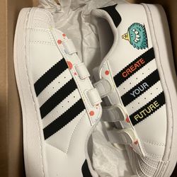 Kids Adidas Superstars 