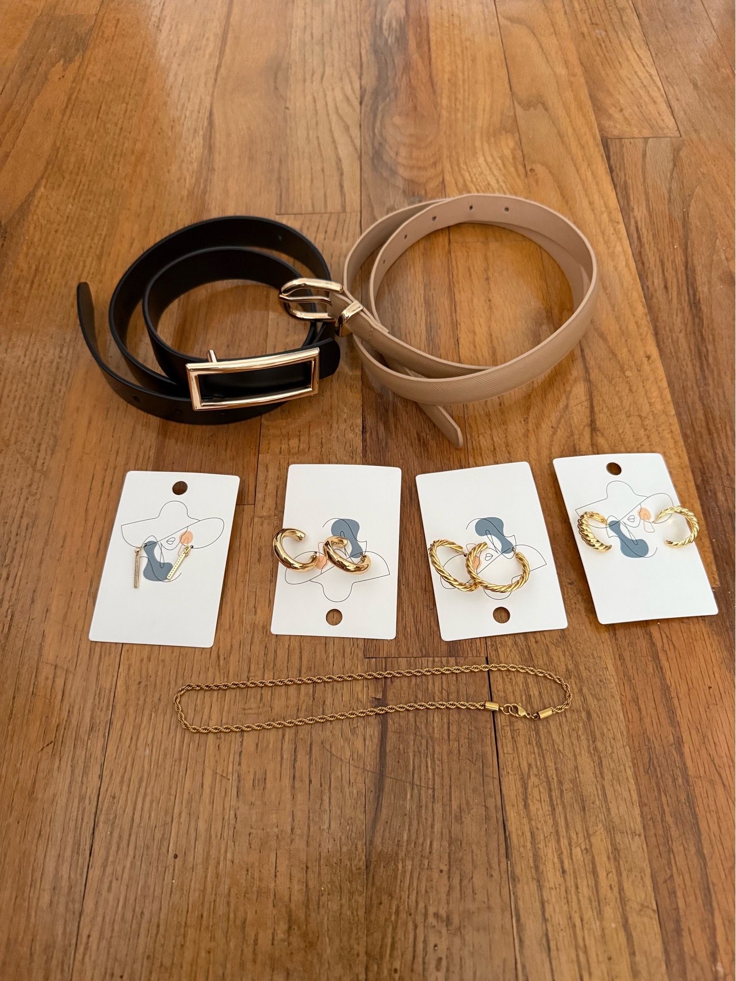 Women’s accessories bundle