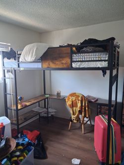 Full size loft bed with desk