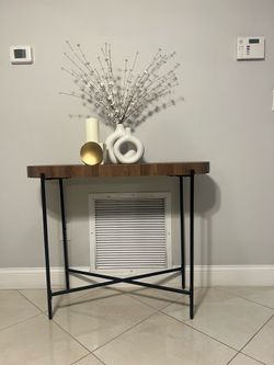 Entry table