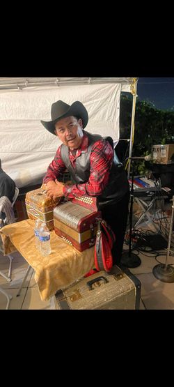 Grupo norteño para cuando se le ofrezca