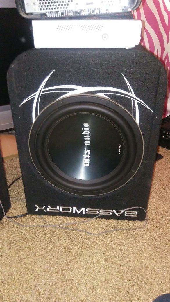 Memphis mtx audio TR75 Like new in a pro box