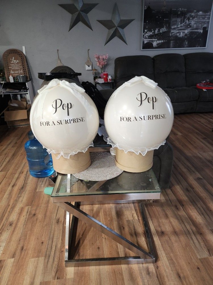 Announcement Balloons