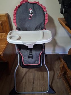 Minnie Mouse High Chair