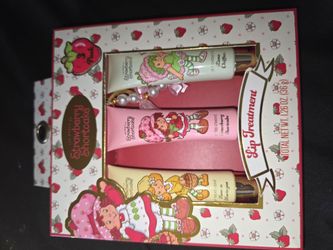 Strawberry 🍓 Shortcake Lip Balm Set