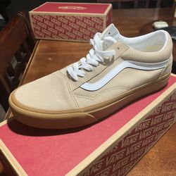 Brand New Men’s Vans Size 10