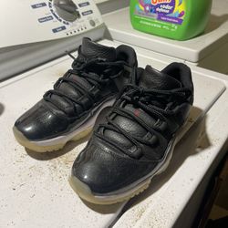 Jordan 11s