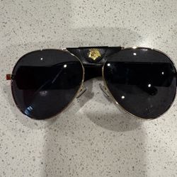 Vintage Black Designer Sunglasses Aviator 