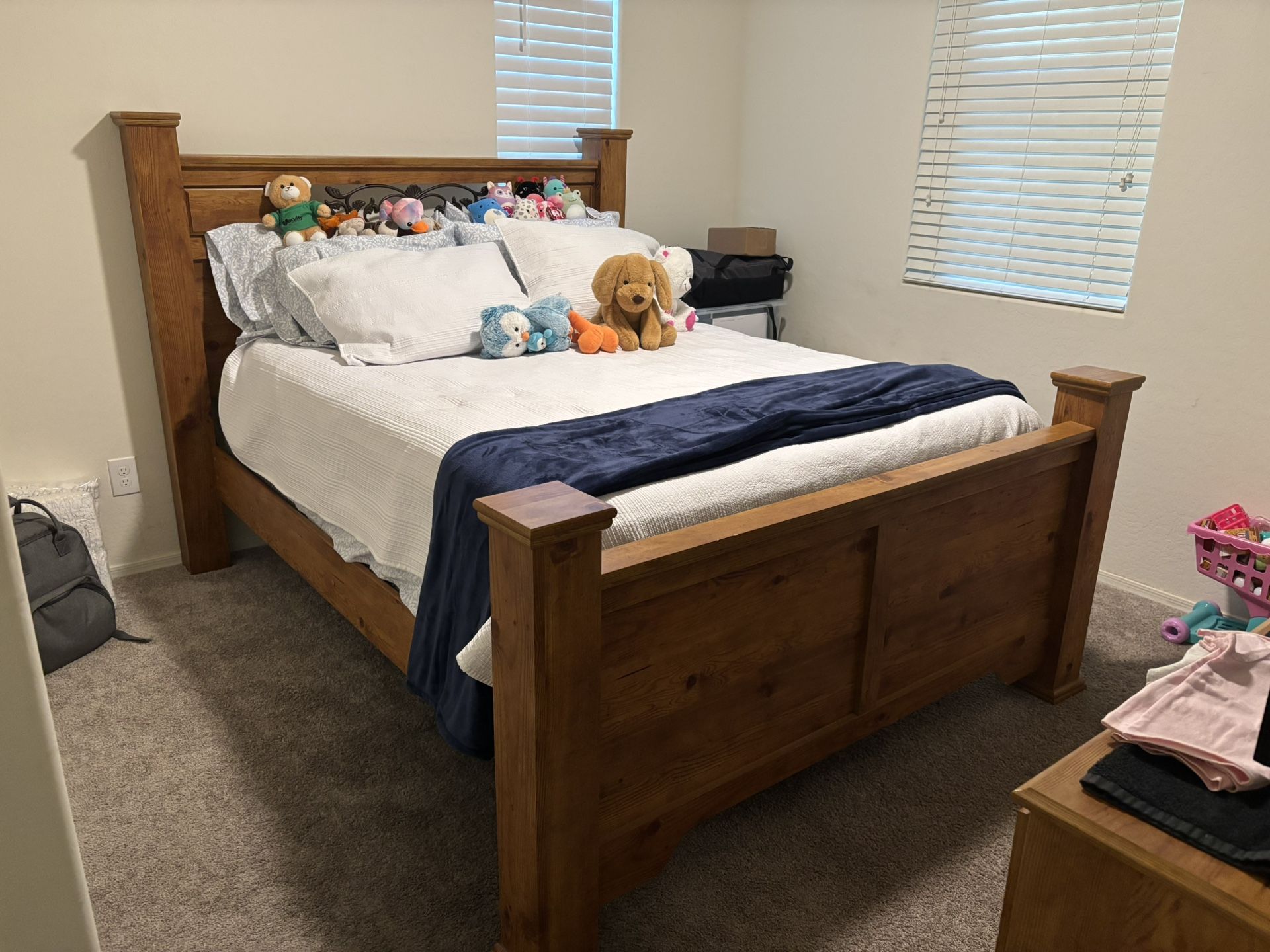 Queen Bedroom Set