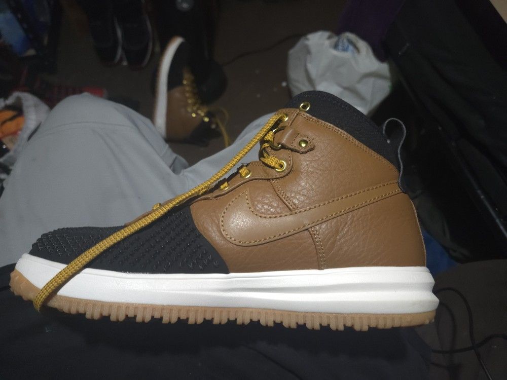 Nike Sneaker/Duckboots Water Proof