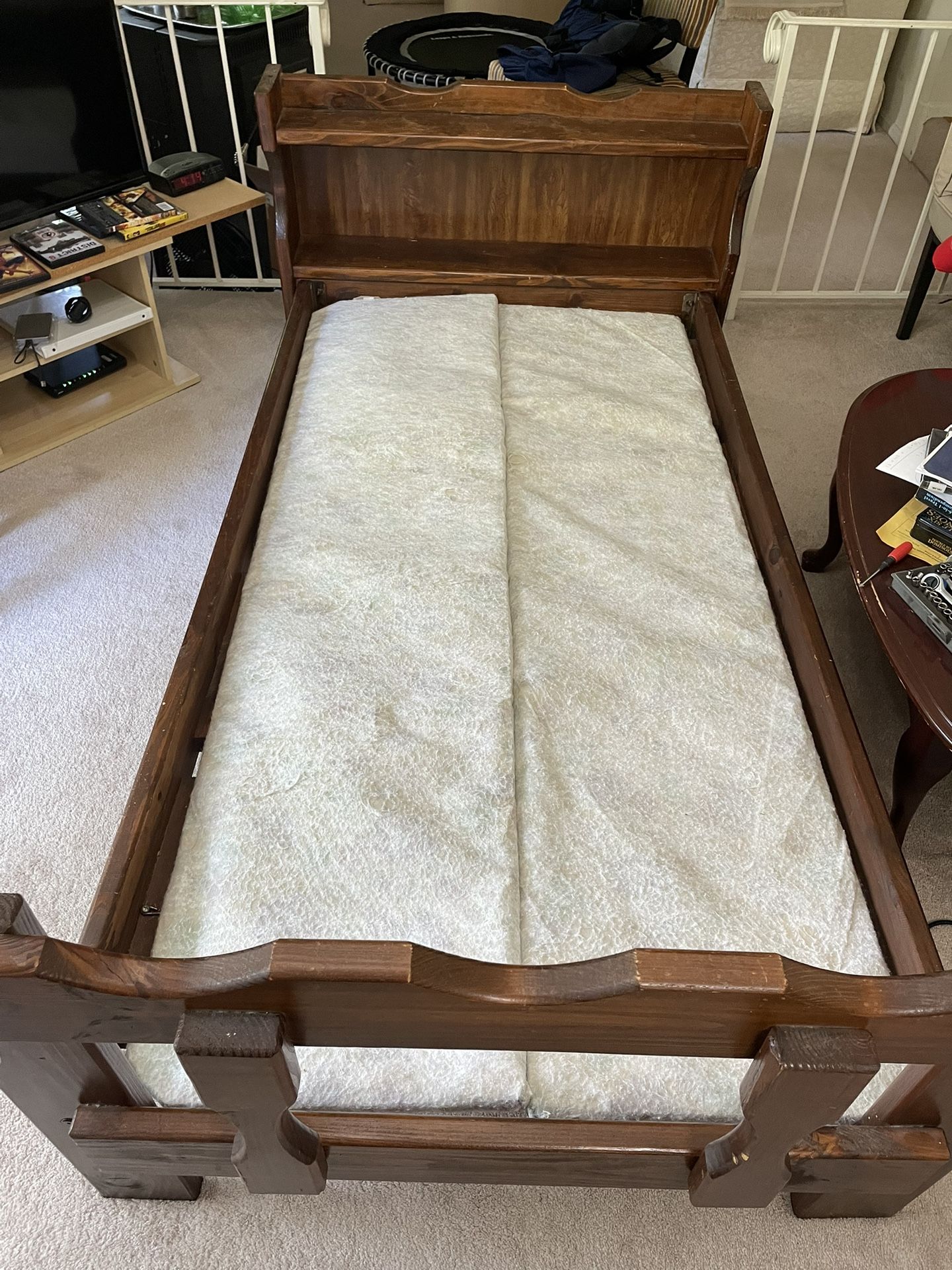 Wooden Bed Frame For A Twin Mattress