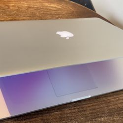 Apple MacBook Air 13” Core I5 Processor 4GB RAM 256GB SSD $175
