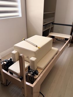 High Quality Pilates Reformer