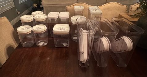 Pantry clear containers