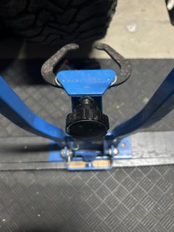 Bicycle Trueing Stand
