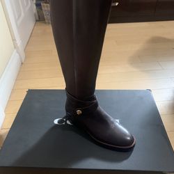 Botas