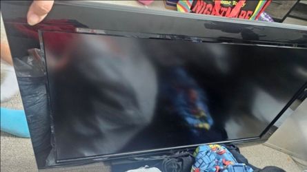 Flat Screen TV LCD Sharp 32inch (! Check Description for price)