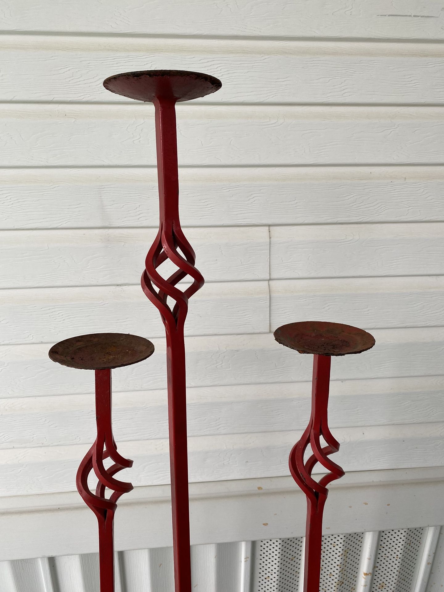 3 Candleabta