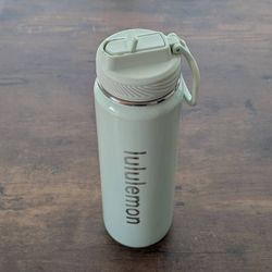 Lululemon Back To Life Sport Bottle 24 Oz Straw Lid Water Coffee Cup Tumbler