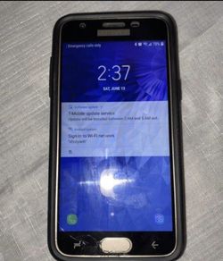 Unlocked Samsung phone bottom screen cracked works great