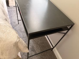Small desk
