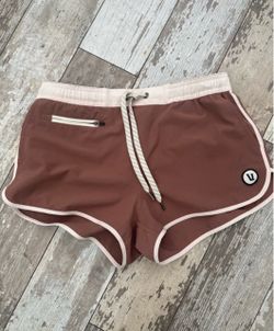 Vuori Tavi Shorts Size Small