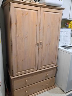Free, Nice armoire, cabinet