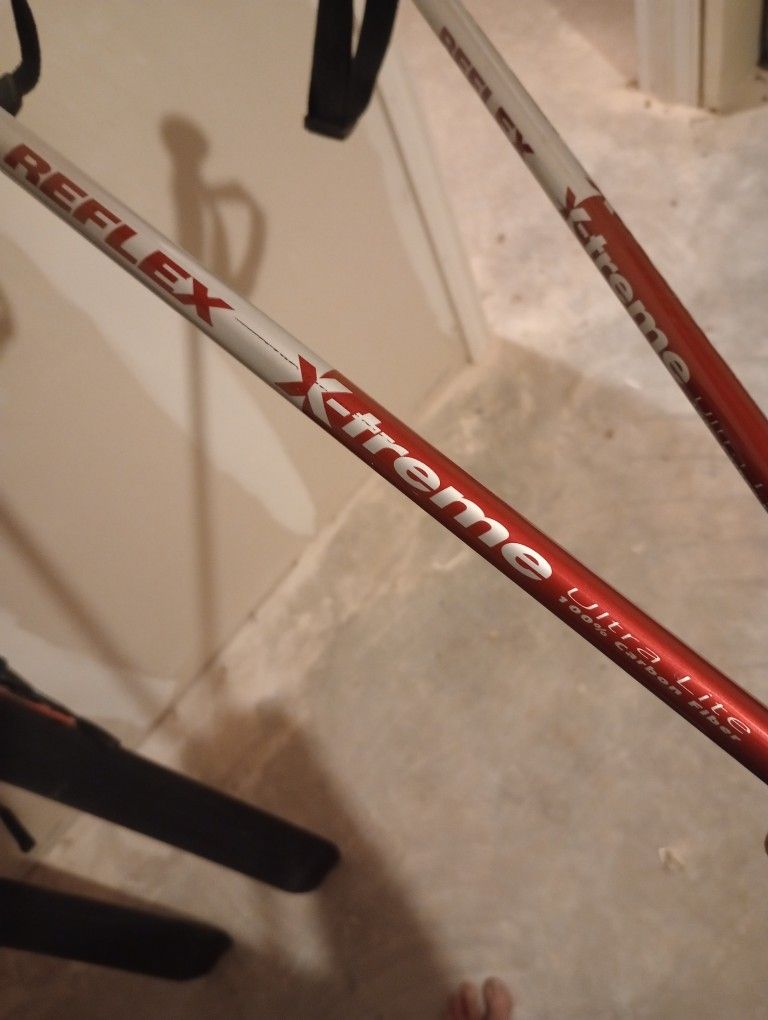 Vintage Reflex Aluminum Ski Poles With Pistol Grip 46 inches Charcoal Gray/Maroon USA